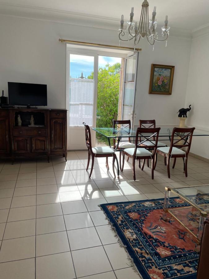 Gite Les Minimes Avallon Exterior photo